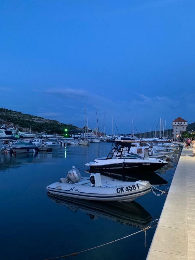 Apartment Remi, Penthouse With Balcony, Free Parking Marina Exterior foto